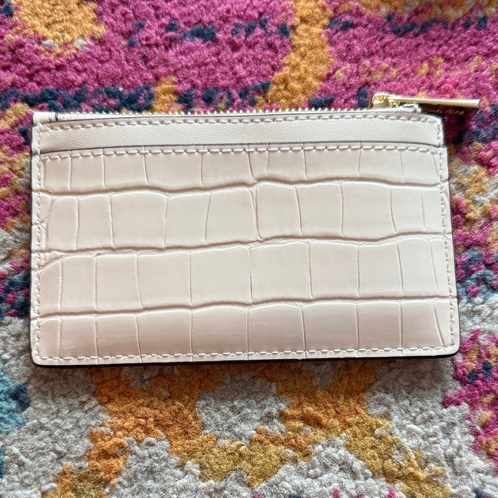 Michael Kors Cream Crocodile Pattern Card Holder - Picture 3 of 5